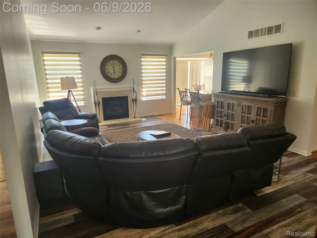 7155 Belle Pointe Drive Van Buren Charter Township MI 48111