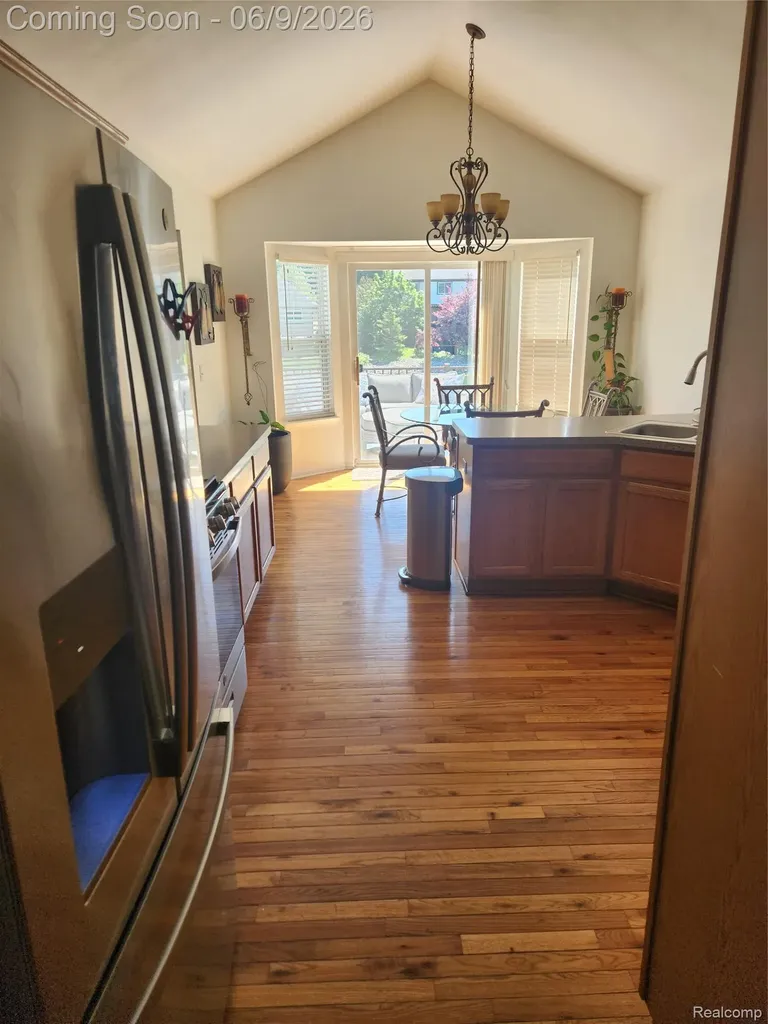 7155 Belle Pointe Drive Van Buren Charter Township MI 48111