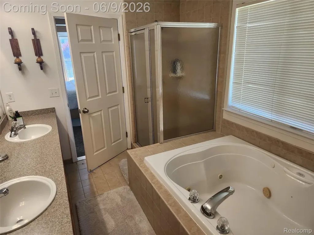 7155 Belle Pointe Drive Van Buren Charter Township MI 48111