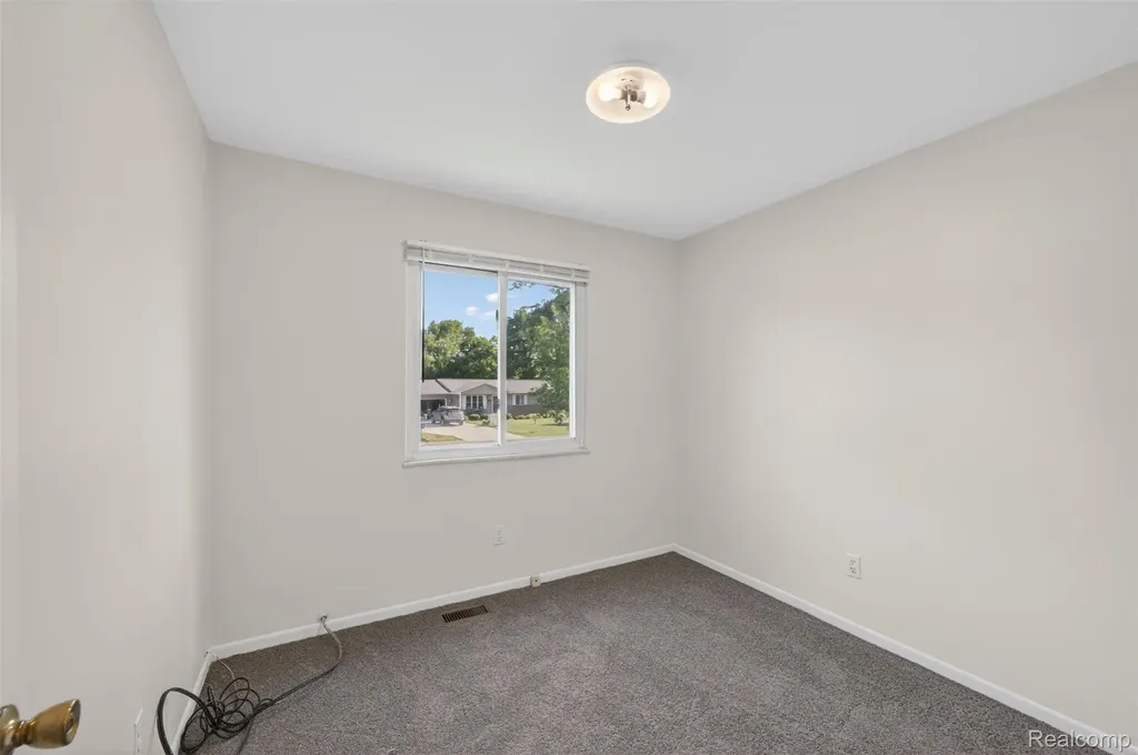 2471 Valley Church Drive Thetford Township MI 48420