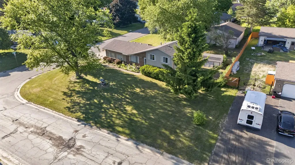 2471 Valley Church Drive Thetford Township MI 48420