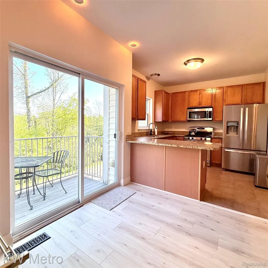 6108 Heron Hills Drive Wolverine Lake Village MI 48390