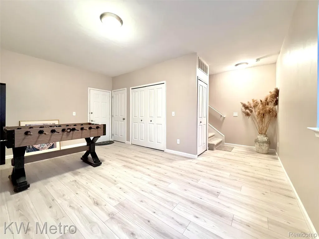 6108 Heron Hills Drive Wolverine Lake Village MI 48390