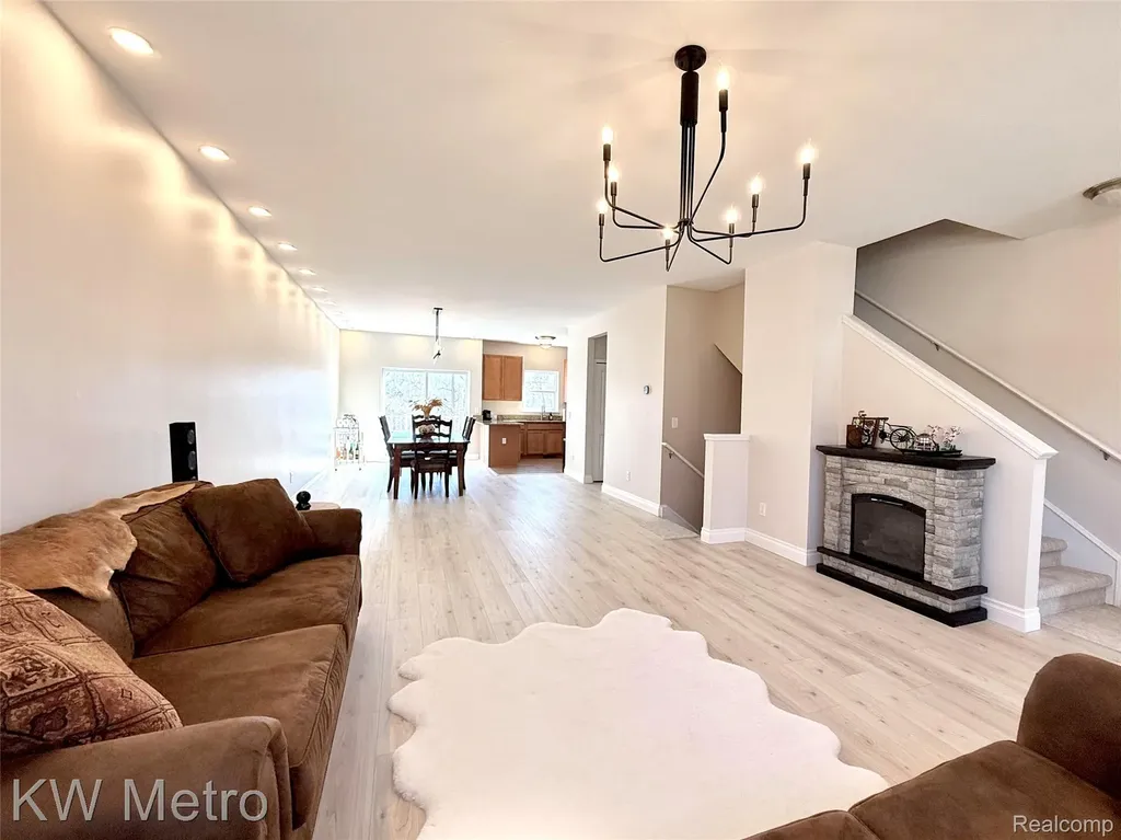 6108 Heron Hills Drive Wolverine Lake Village MI 48390