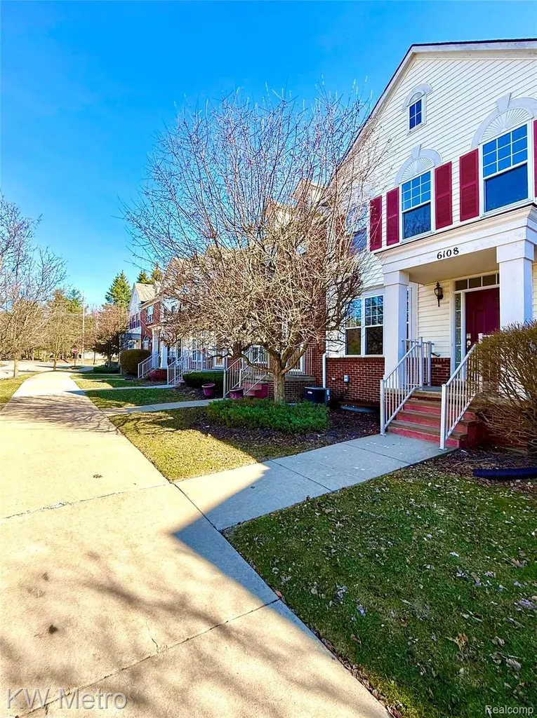 6108 Heron Hills Drive Wolverine Lake Village MI 48390