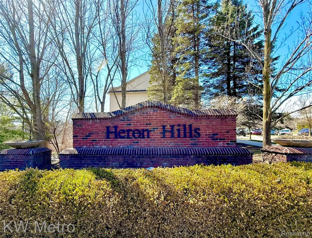 6108 Heron Hills Drive Wolverine Lake Village MI 48390
