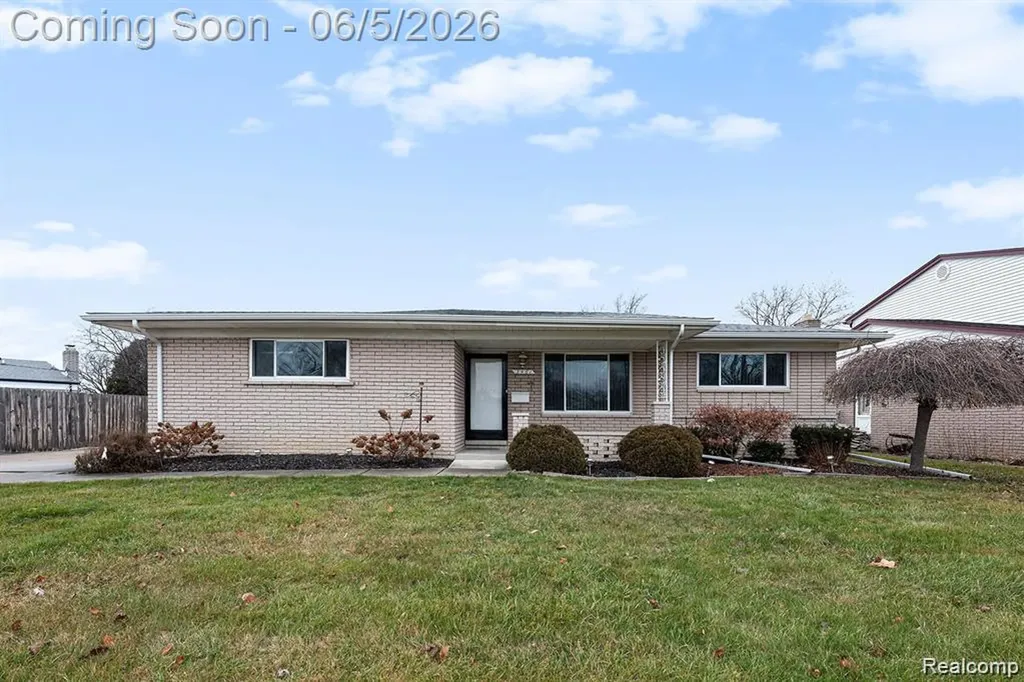 3461 Lancaster Drive Sterling Heights City MI 48310