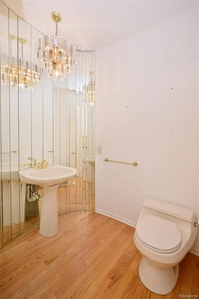 2749 Nicole Court West Bloomfield Charter Township MI 48324