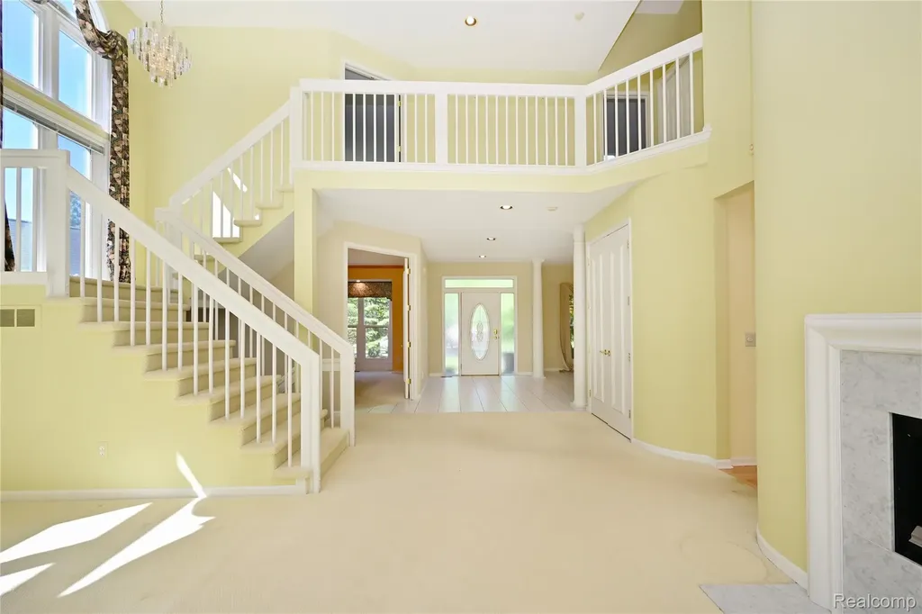 2749 Nicole Court West Bloomfield Charter Township MI 48324