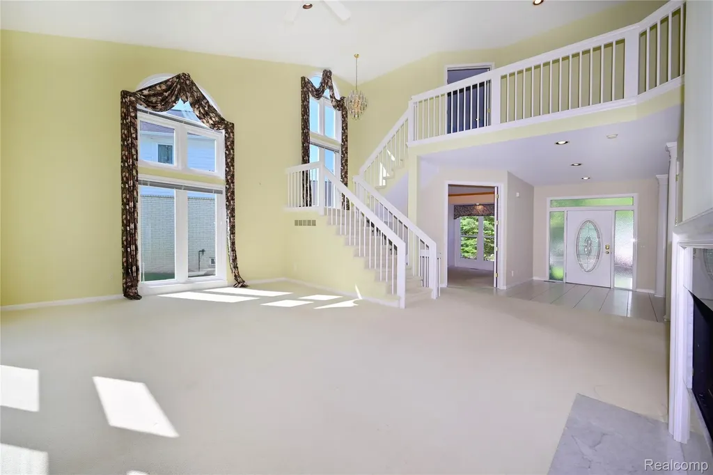 2749 Nicole Court West Bloomfield Charter Township MI 48324