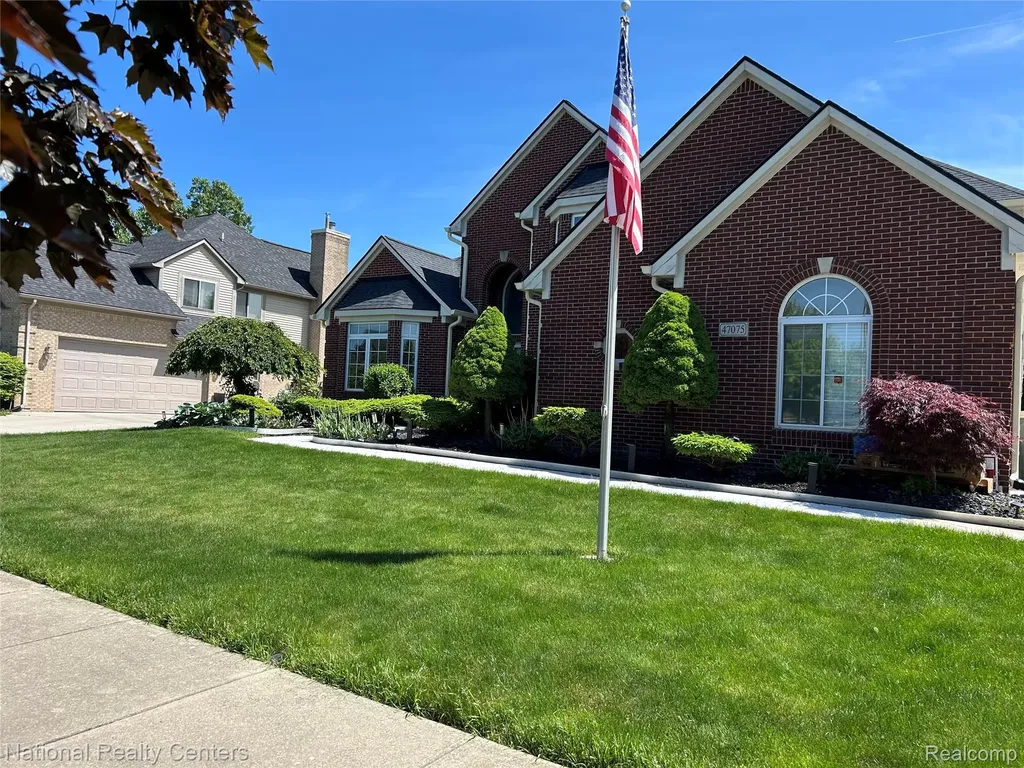 47075 Hidden River Circle S Canton Charter Township MI 48188