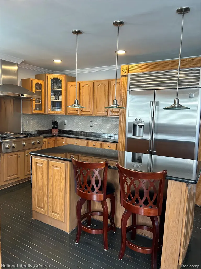 47075 Hidden River Circle S Canton Charter Township MI 48188
