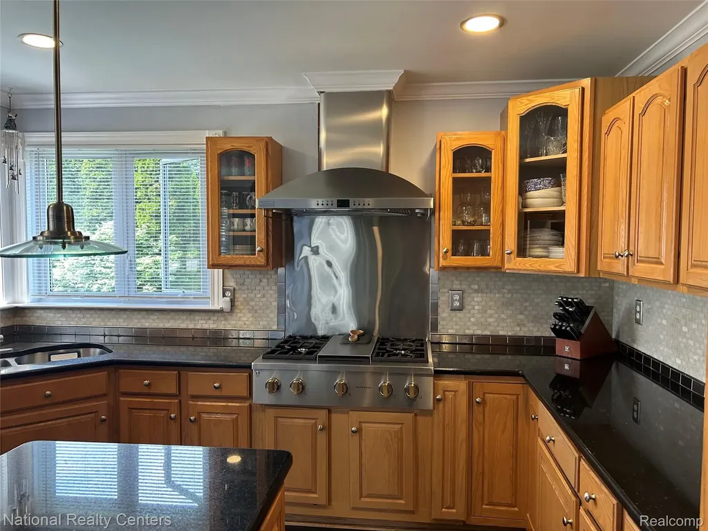47075 Hidden River Circle S Canton Charter Township MI 48188
