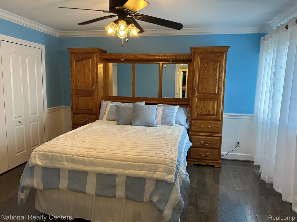 47075 Hidden River Circle S Canton Charter Township MI 48188