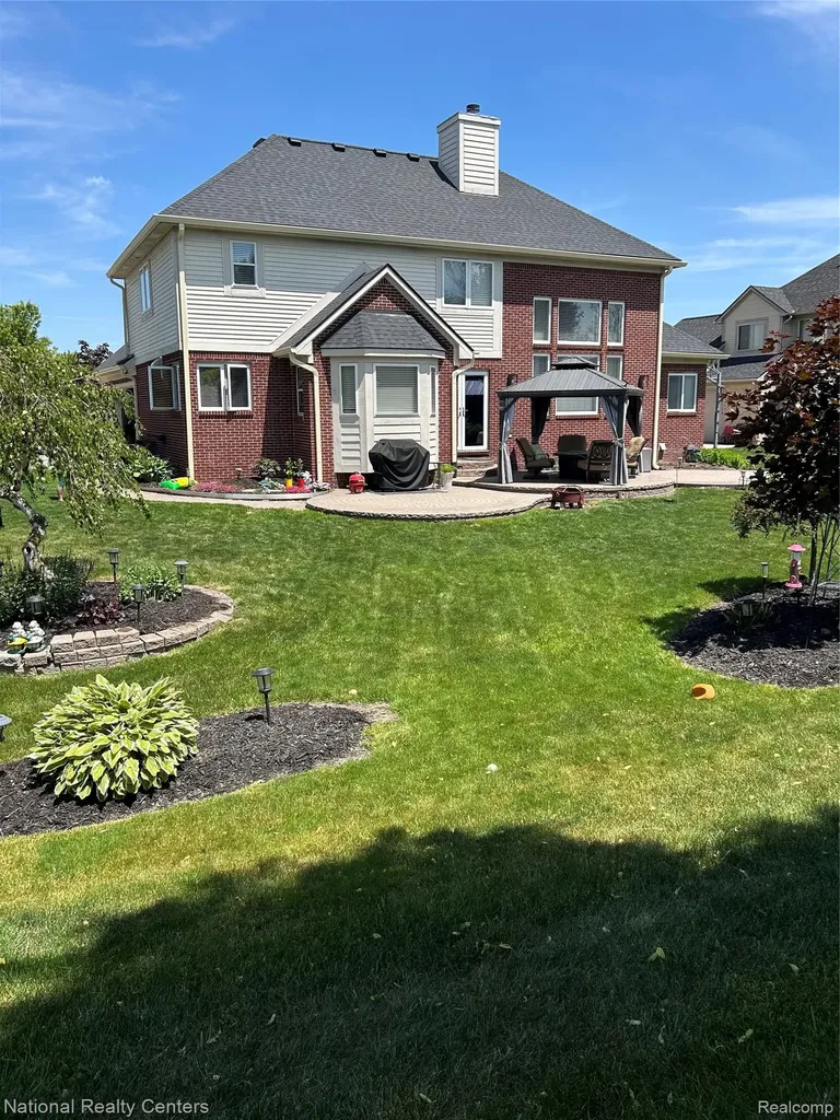 47075 Hidden River Circle S Canton Charter Township MI 48188