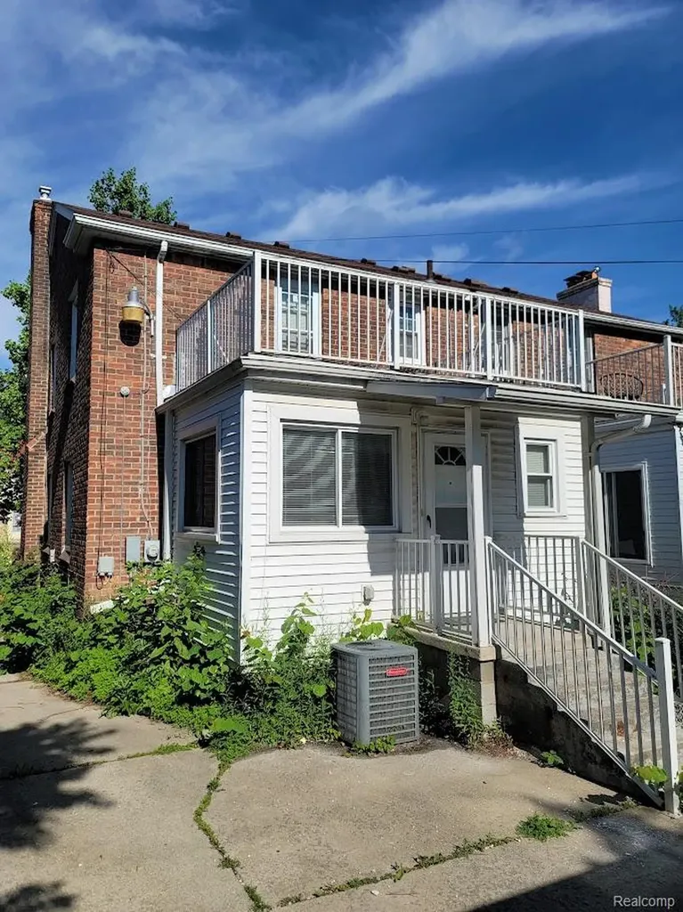 20190 Stratford Road Detroit City MI 48221