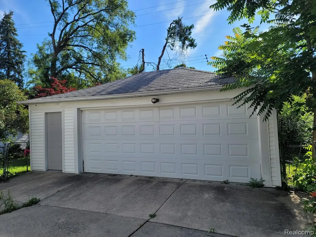 20190 Stratford Road Detroit City MI 48221