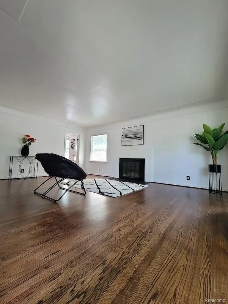 20190 Stratford Road Detroit City MI 48221