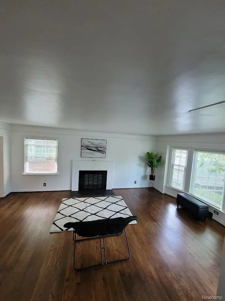 20190 Stratford Road Detroit City MI 48221