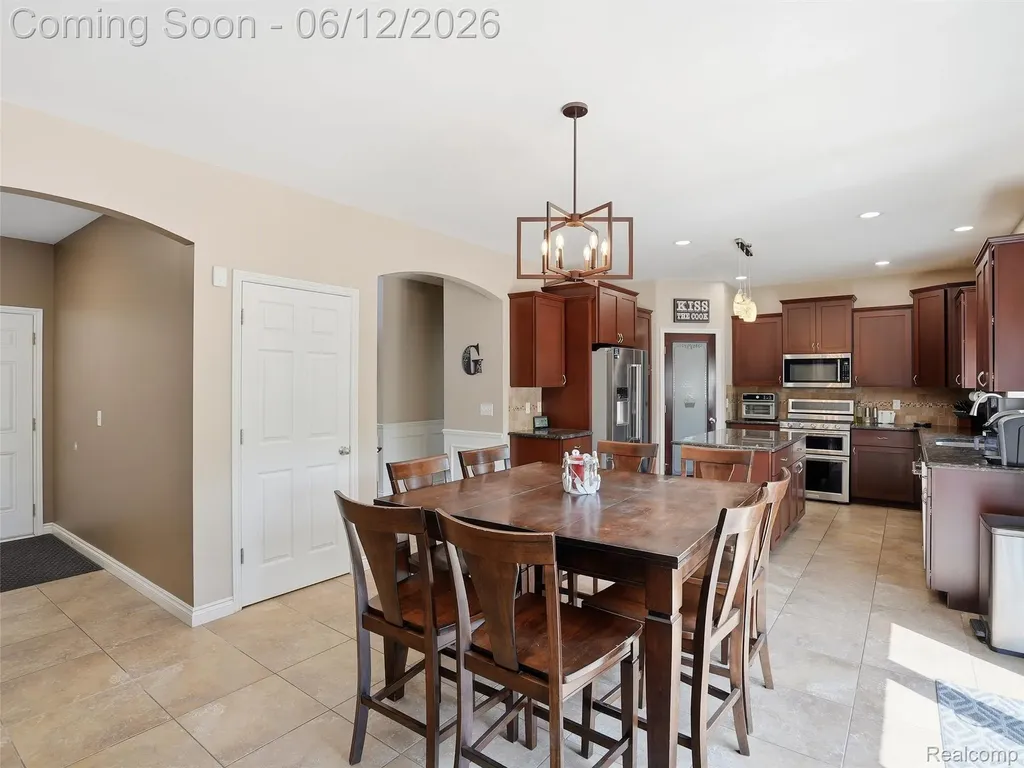 50606 Bredenbury Drive Macomb Township MI 48044