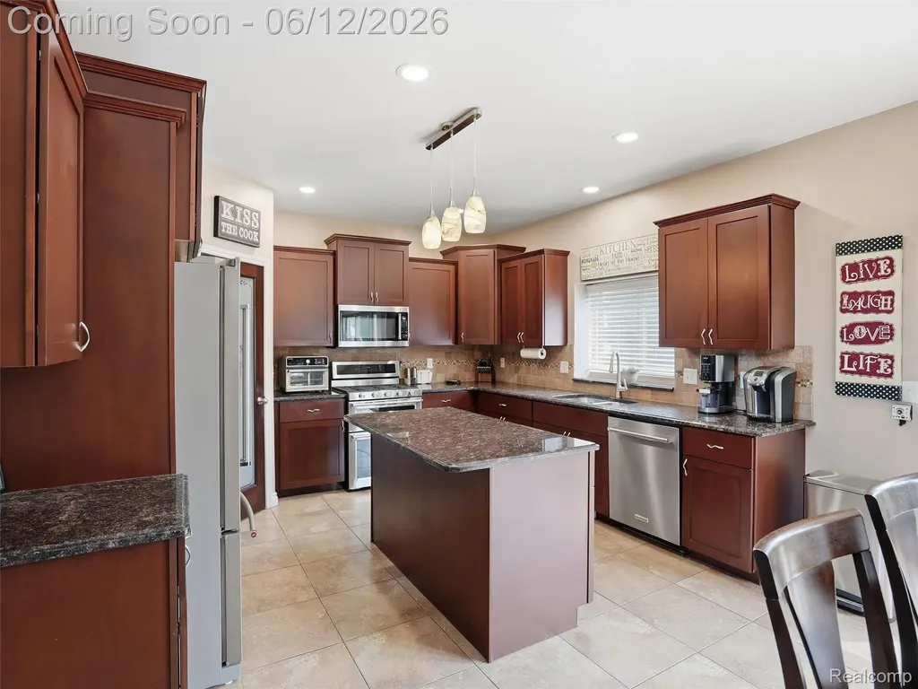 50606 Bredenbury Drive Macomb Township MI 48044