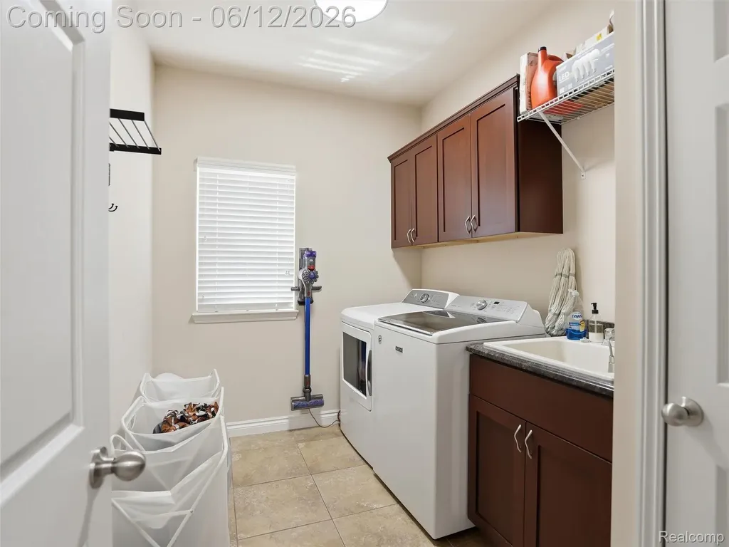 50606 Bredenbury Drive Macomb Township MI 48044