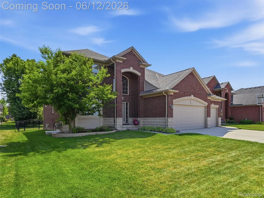 50606 Bredenbury Drive Macomb Township MI 48044
