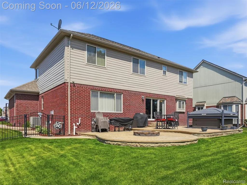 50606 Bredenbury Drive Macomb Township MI 48044