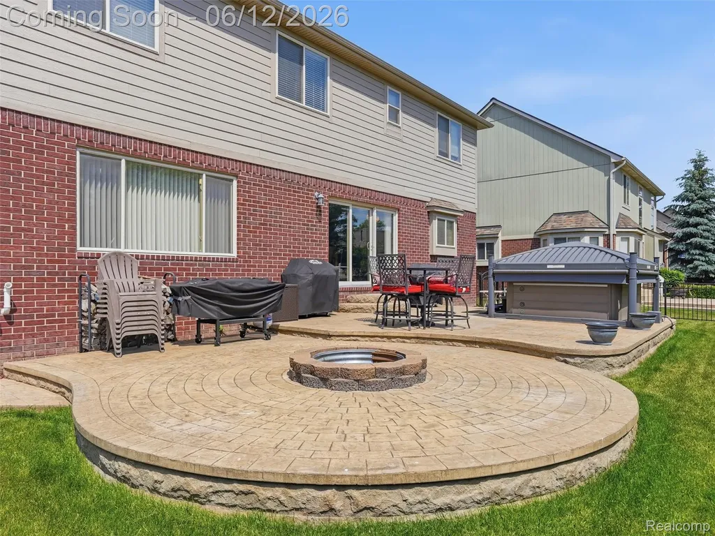 50606 Bredenbury Drive Macomb Township MI 48044