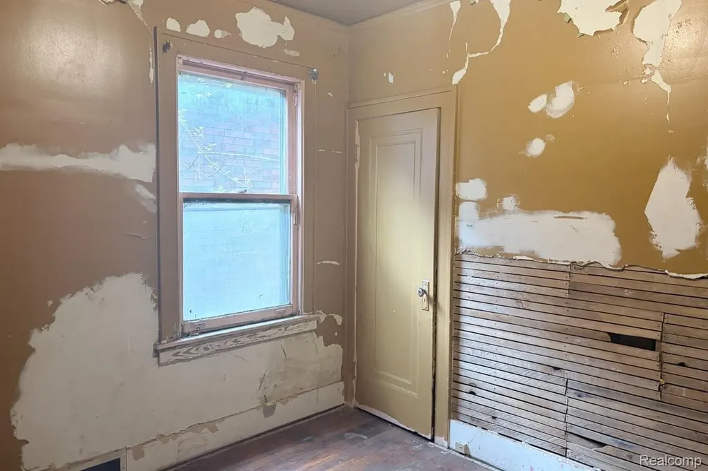 10449 Sterritt Street Detroit City MI 48213