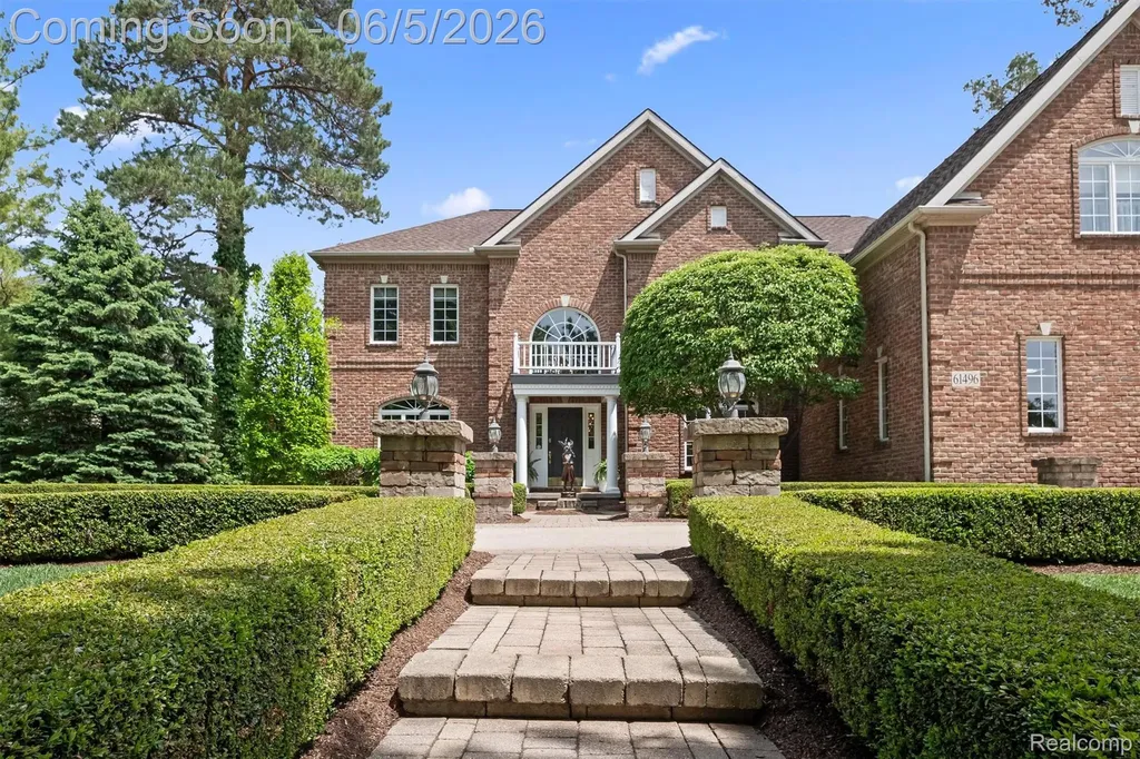 61496 Beacon Hill Drive Washington Township MI 48094