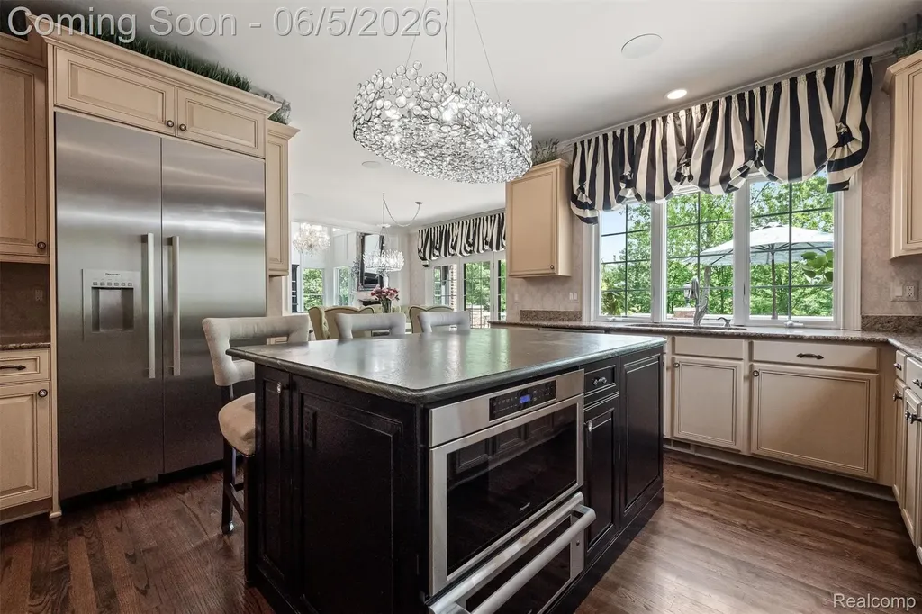 61496 Beacon Hill Drive Washington Township MI 48094