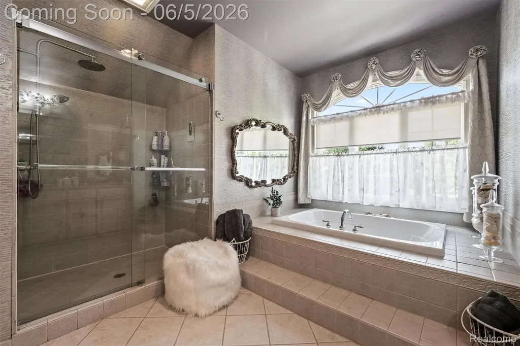 61496 Beacon Hill Drive Washington Township MI 48094