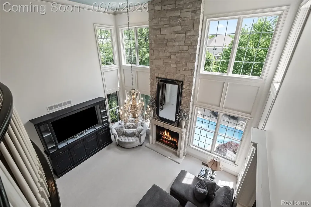 61496 Beacon Hill Drive Washington Township MI 48094