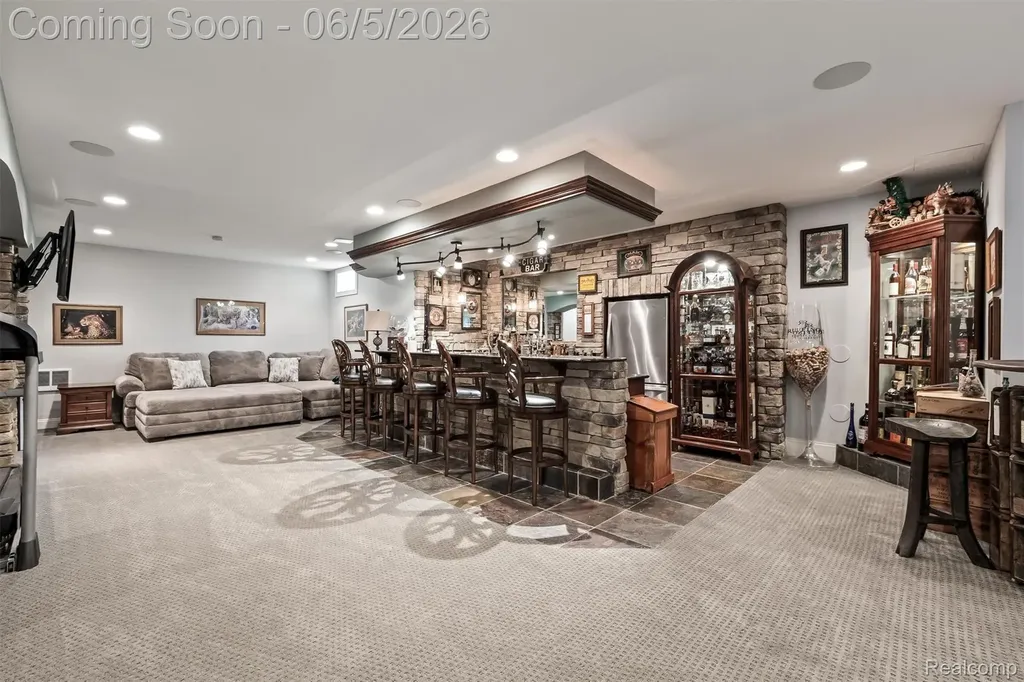 61496 Beacon Hill Drive Washington Township MI 48094