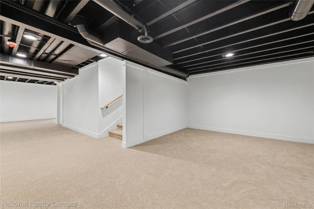 1517 Mclean Avenue Royal Oak City MI 48067
