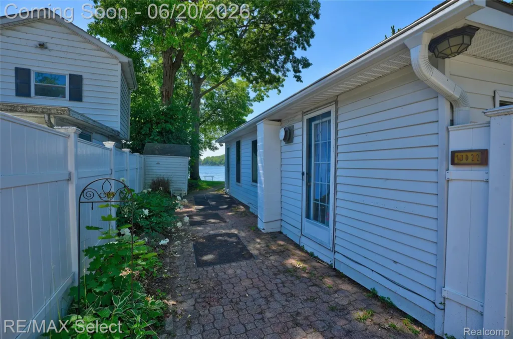 13022 Cussewago Drive Fenton Charter Township MI 48430