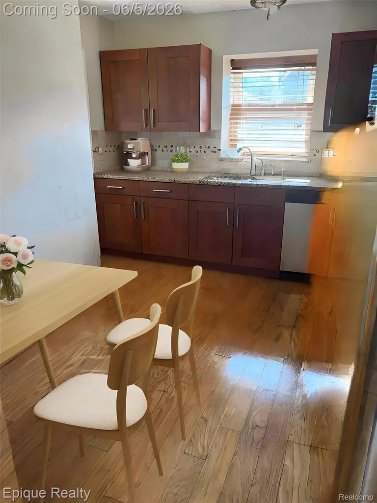 27840 Berrywood Lane Farmington Hills City MI 48334
