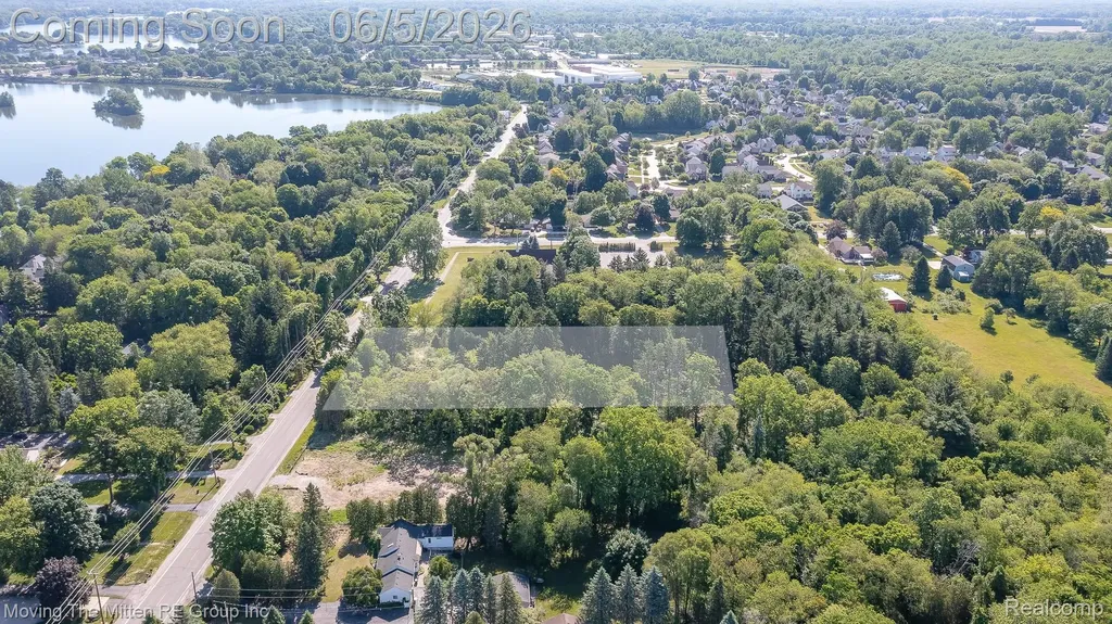 47593 W Huron River Drive Van Buren Charter Township MI 48111