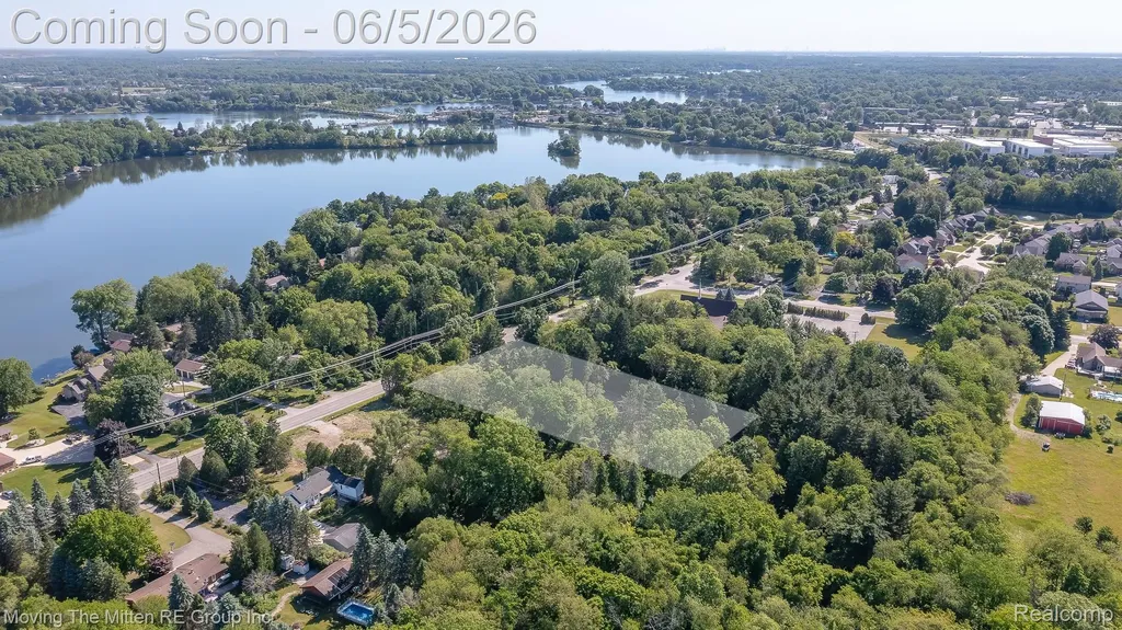 47593 W Huron River Drive Van Buren Charter Township MI 48111