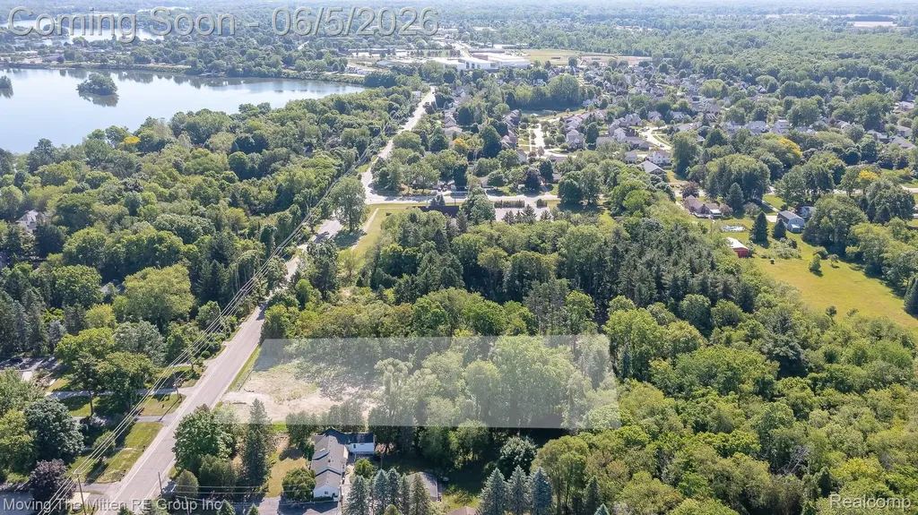 47657 W Huron River Drive Van Buren Charter Township MI 48111