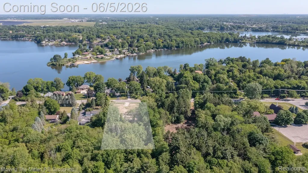 47657 W Huron River Drive Van Buren Charter Township MI 48111