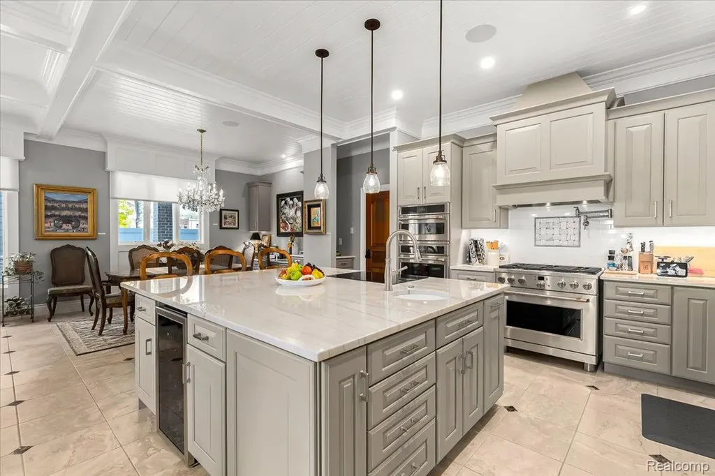 543 Deer Street Plymouth City MI 48170