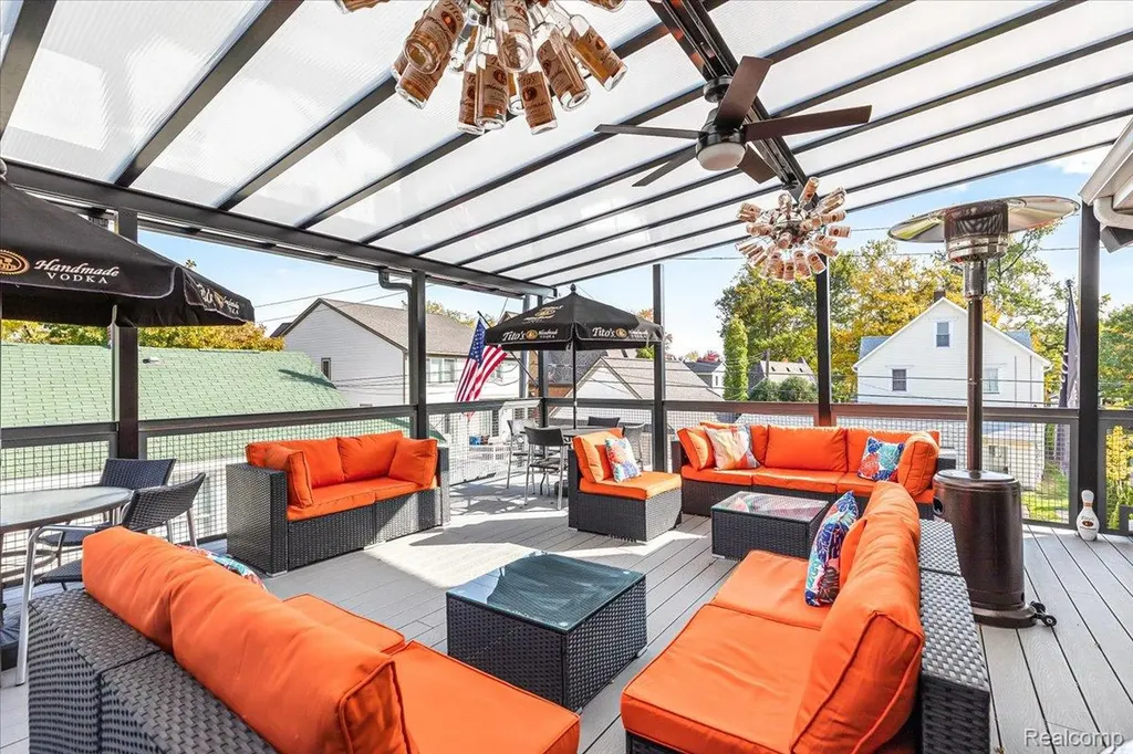 543 Deer Street Plymouth City MI 48170