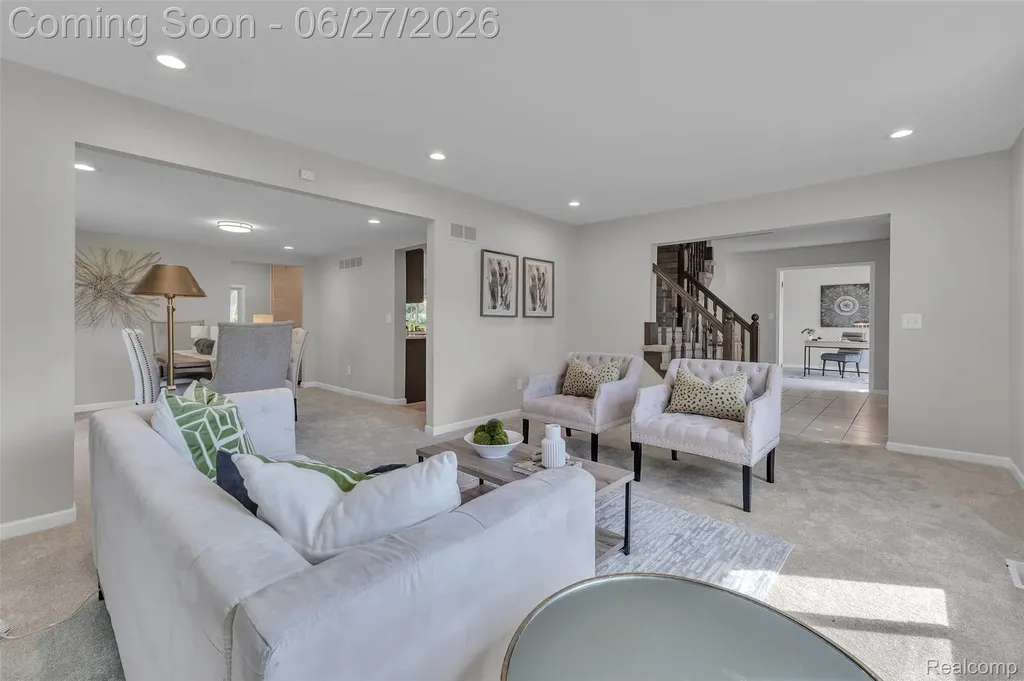 5310 Pond Bluff Drive West Bloomfield Charter Township MI 48323
