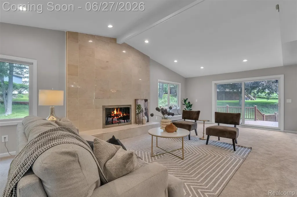 5310 Pond Bluff Drive West Bloomfield Charter Township MI 48323