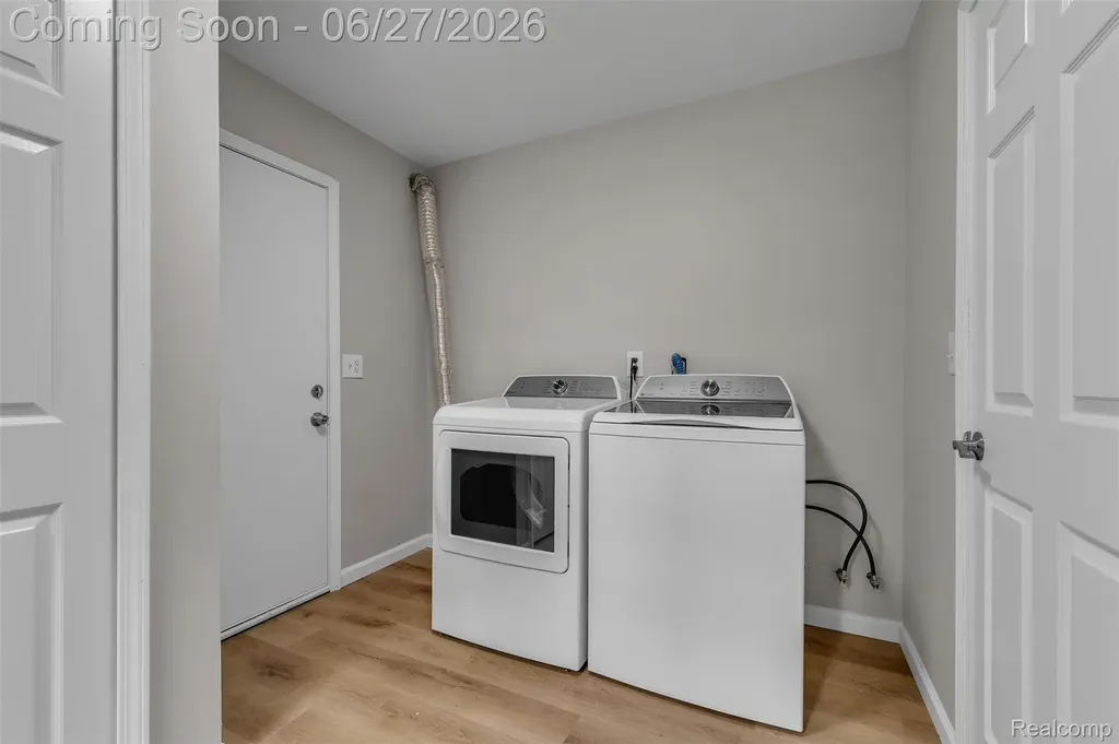 5310 Pond Bluff Drive West Bloomfield Charter Township MI 48323
