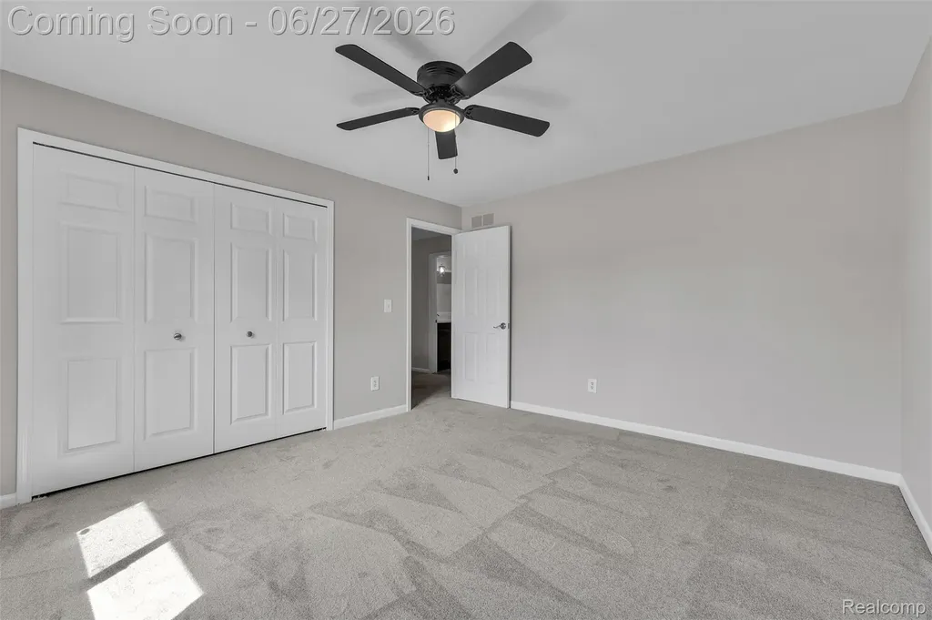 5310 Pond Bluff Drive West Bloomfield Charter Township MI 48323