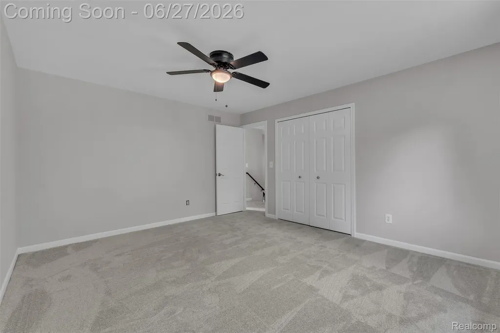 5310 Pond Bluff Drive West Bloomfield Charter Township MI 48323