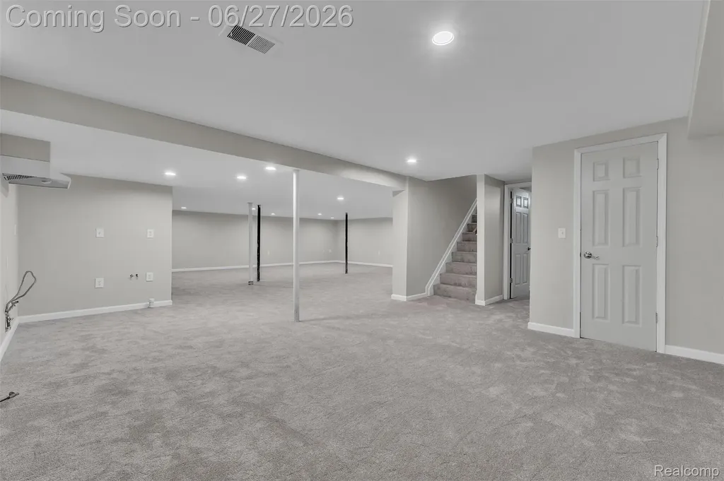 5310 Pond Bluff Drive West Bloomfield Charter Township MI 48323